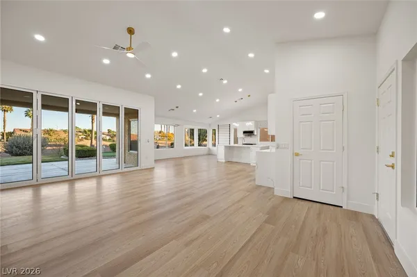 $2,550 | 2808 Crown Ridge Drive, Las Vegas, NV 89134