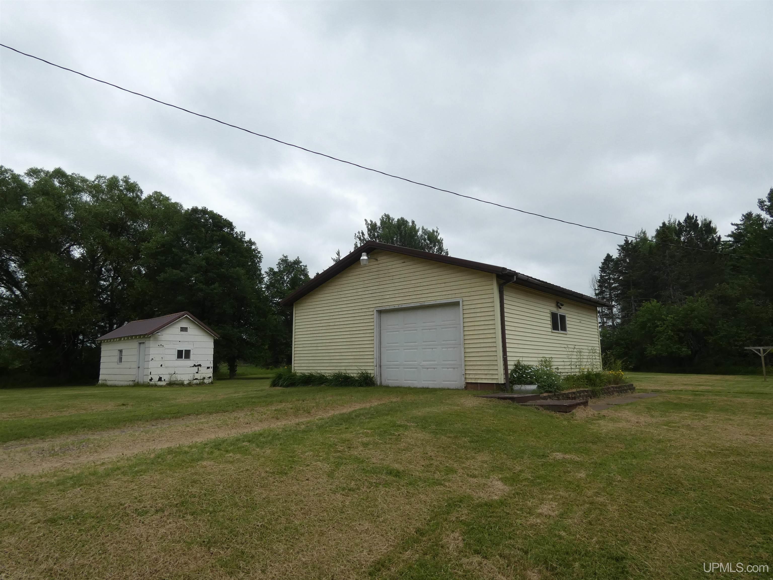 14753 1 Mile Road Bruce Crossing, MI 49912 - Photo 6 of 37