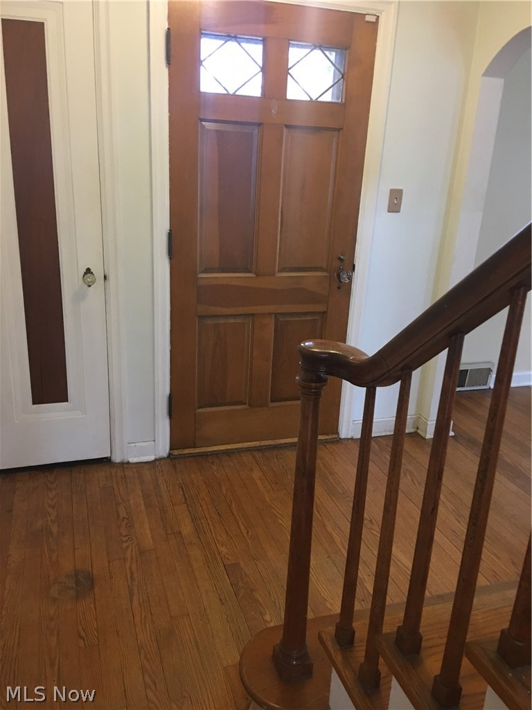 8562 Warwick Road Southeast Warren, OH 44484 - Photo 5 of 17