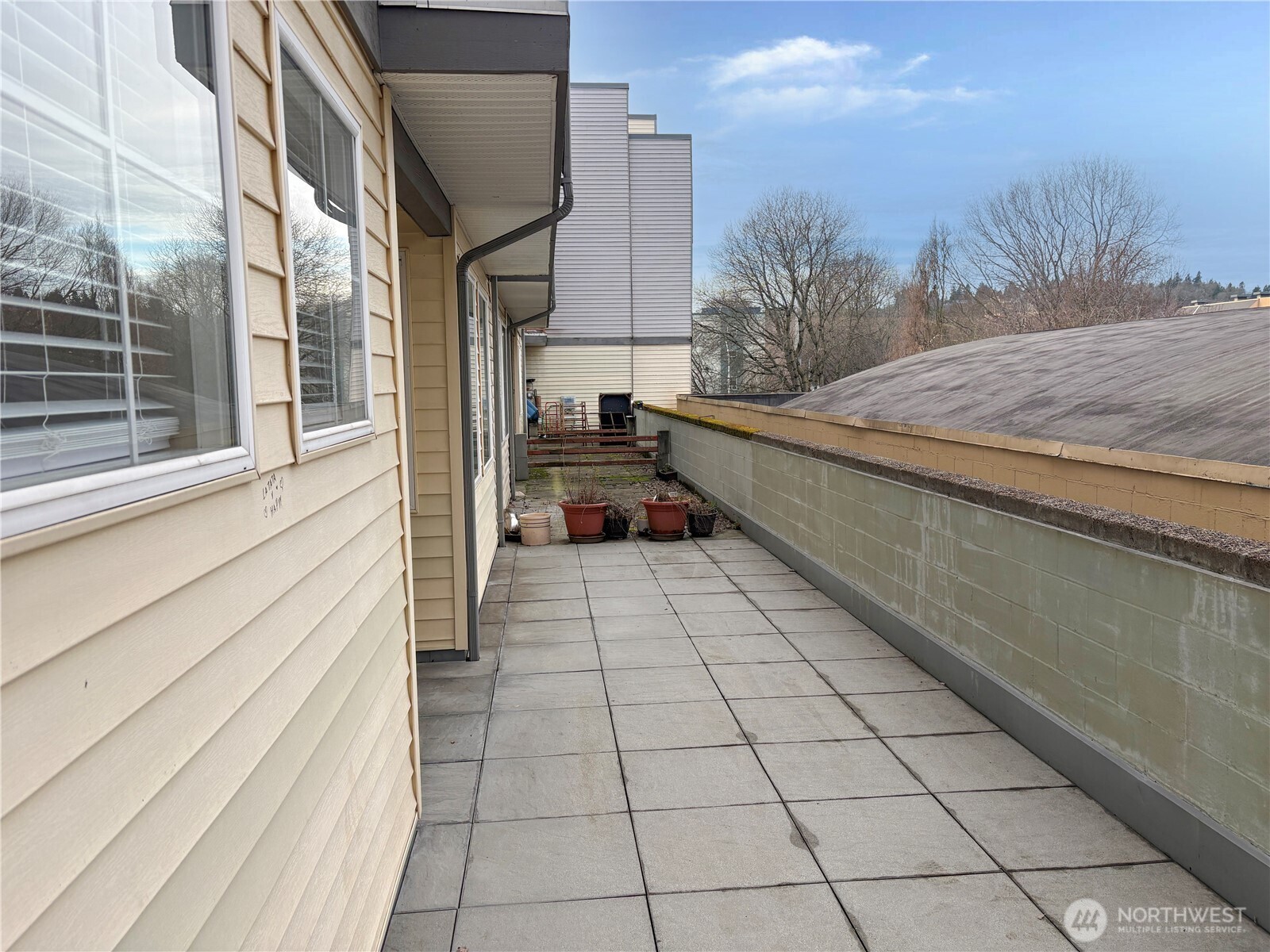 225 Logan Avenue South, Unit 111 Renton, WA 98057 - Photo 22 of 33