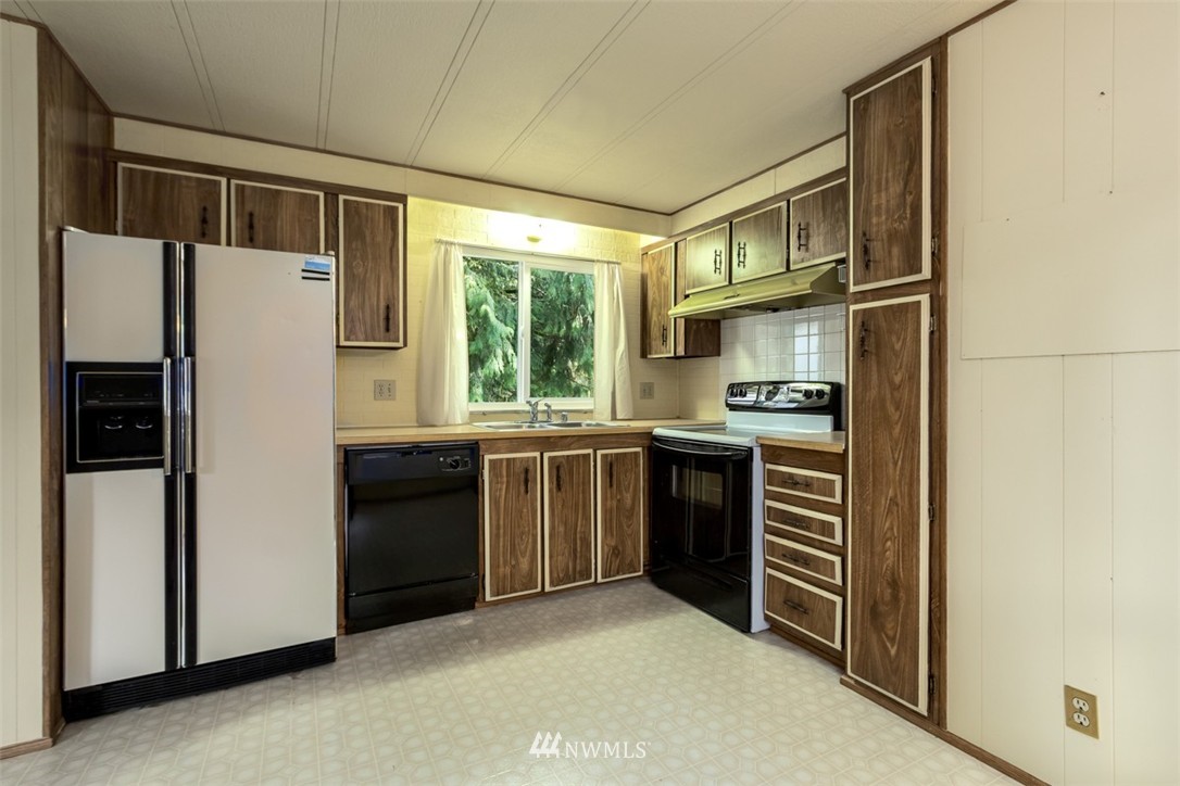 8929 Banner Road Southeast Port Orchard, WA 98367 - Photo 16 of 25 Gallery Image 16