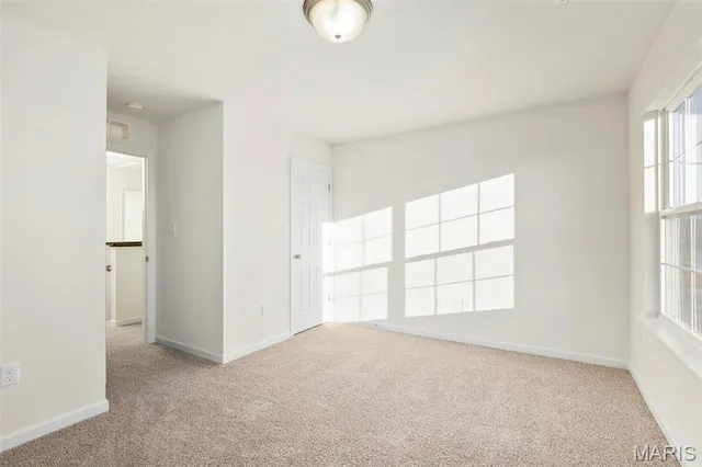 $339,900 | 43 Fairmount Grv Drive, St. Peters, MO 63376