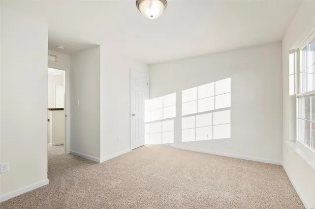 $339,970 | 43 Fairmount Grv Drive, St. Peters, MO 63376