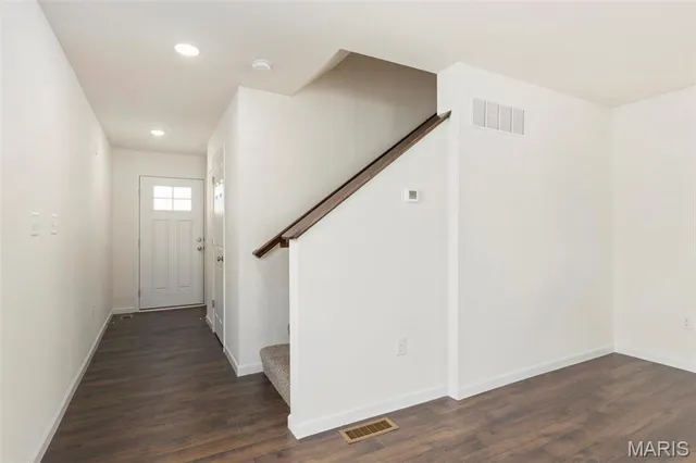 $339,900 | 43 Fairmount Grv Drive, St. Peters, MO 63376