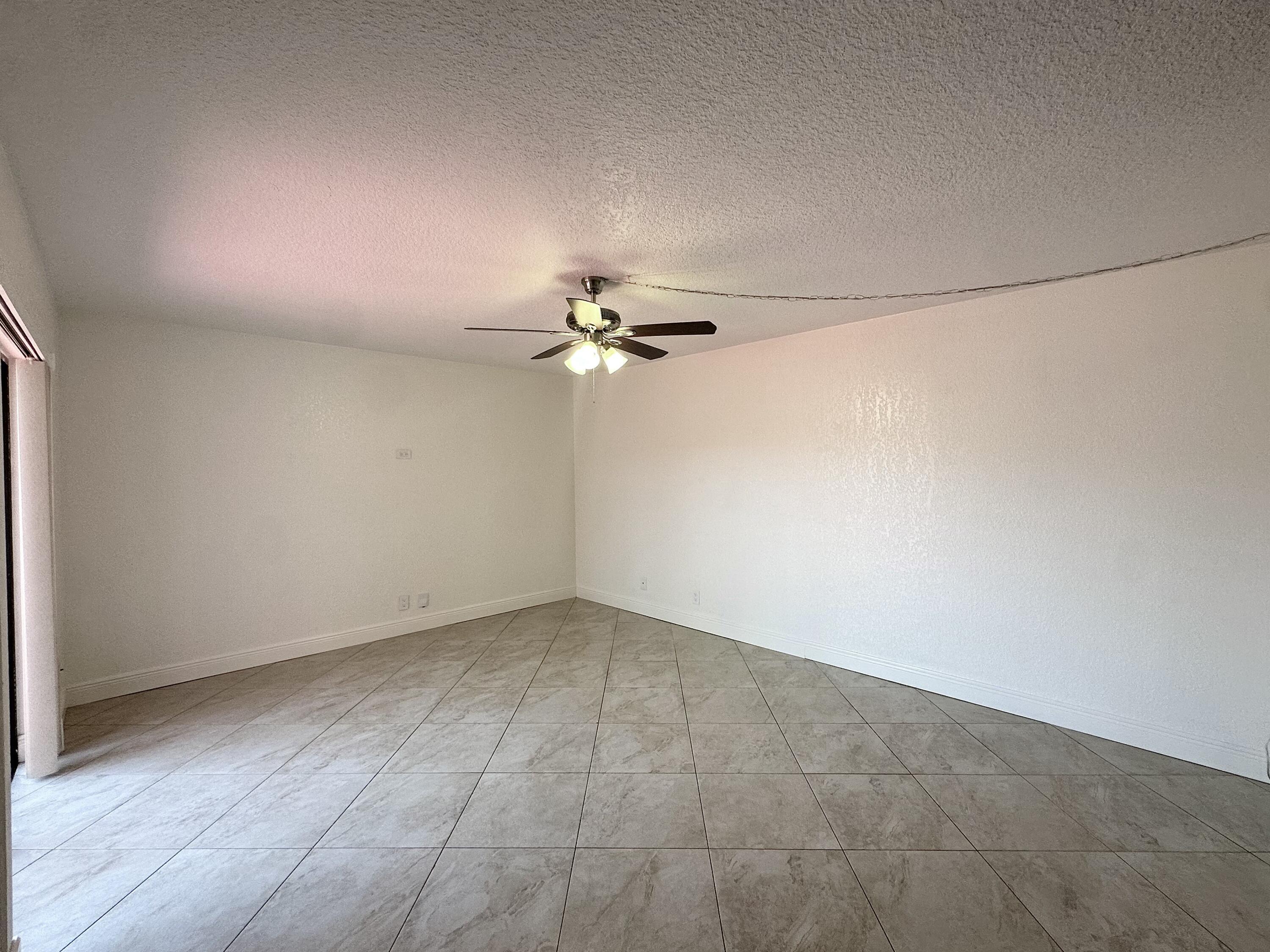 416 Arabian Road Palm Springs, FL 33461 - Photo 14 of 35 IMG_3184