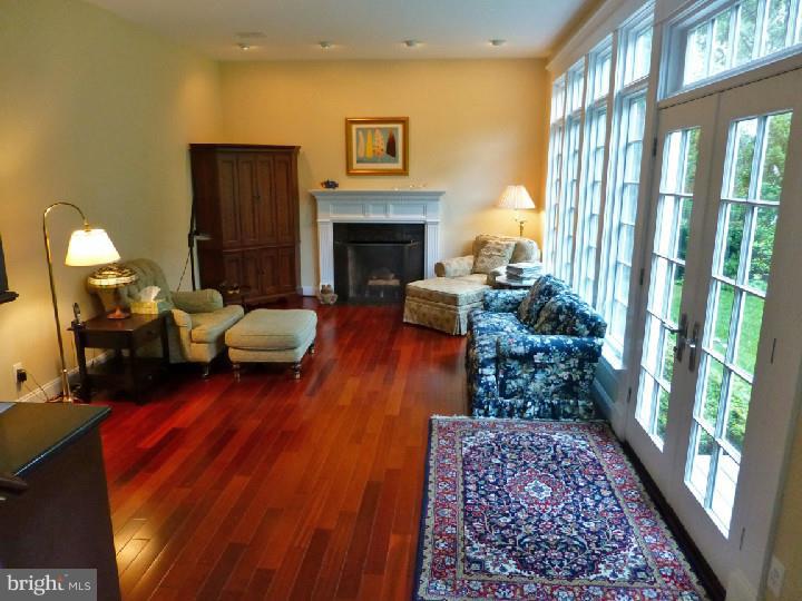 504 North Stanwick Road Moorestown, NJ 08057 - Photo 9 of 24