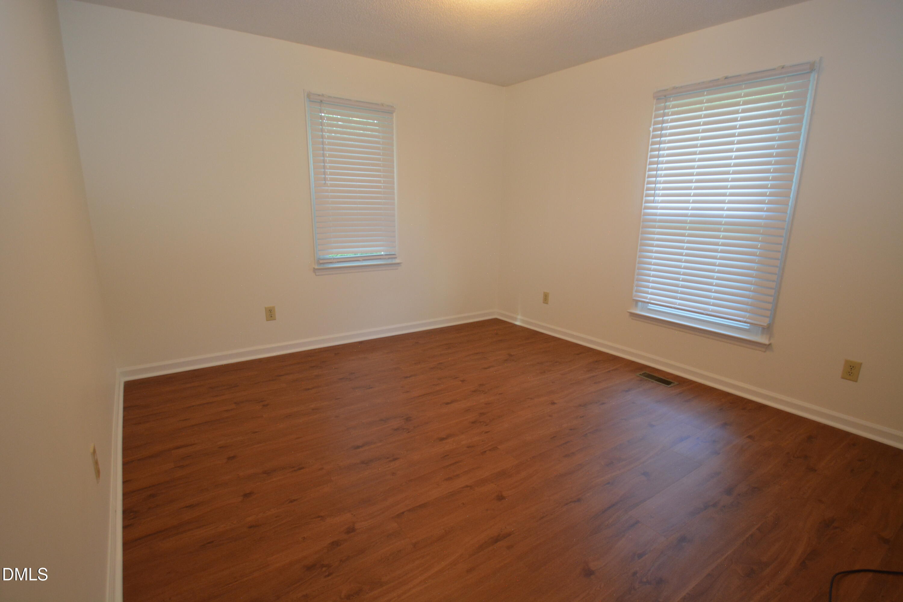 1352 Little Devine Road Selma, NC 27576 - Photo 7 of 18 DSC_0414