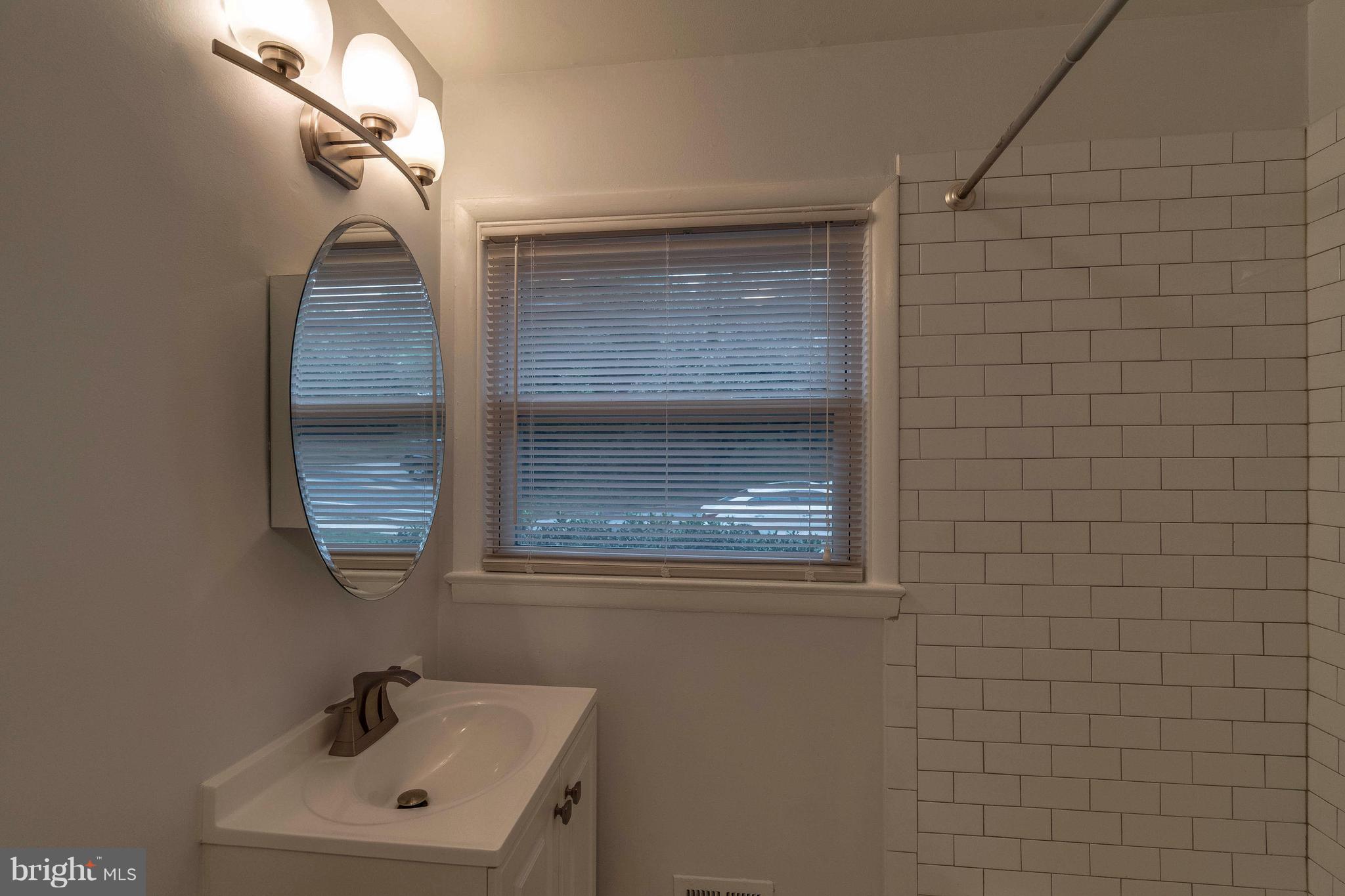 9107 Good Luck Road Lanham, MD 20706 - Photo 10 of 24 Bath Full Main Level