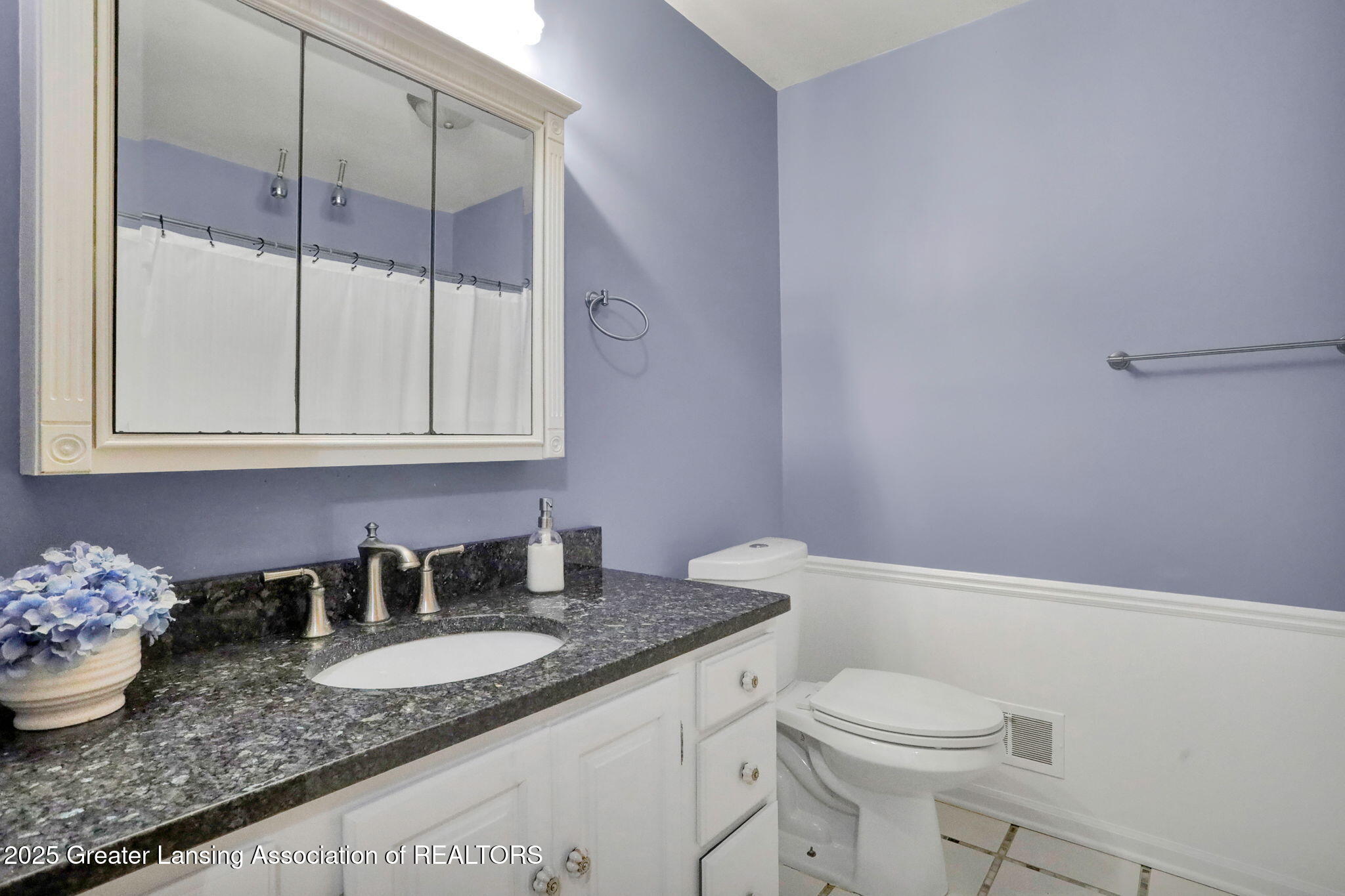 2921 Tecumseh River Road Lansing, MI 48906 - Photo 26 of 29 31-web-or-mls-Open Ended Media-26