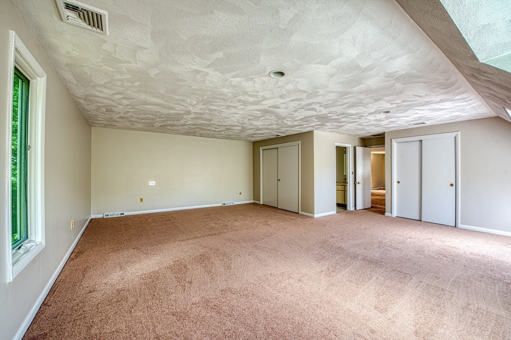 160 Hampton Road Sharon, MA 02067 - Photo 16 of 29