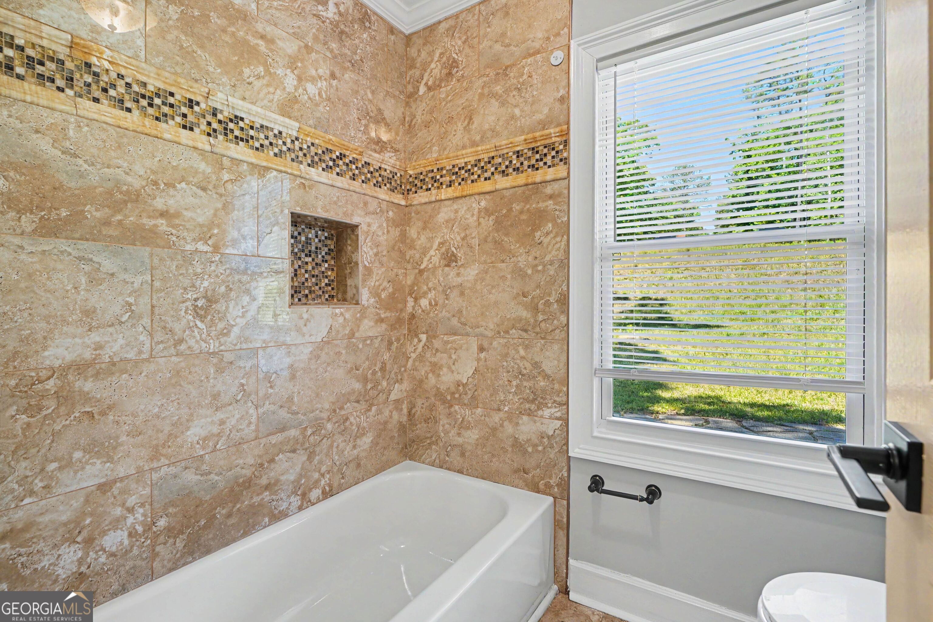 592 Henderson Road Jonesboro, GA 30238 - Photo 21 of 31