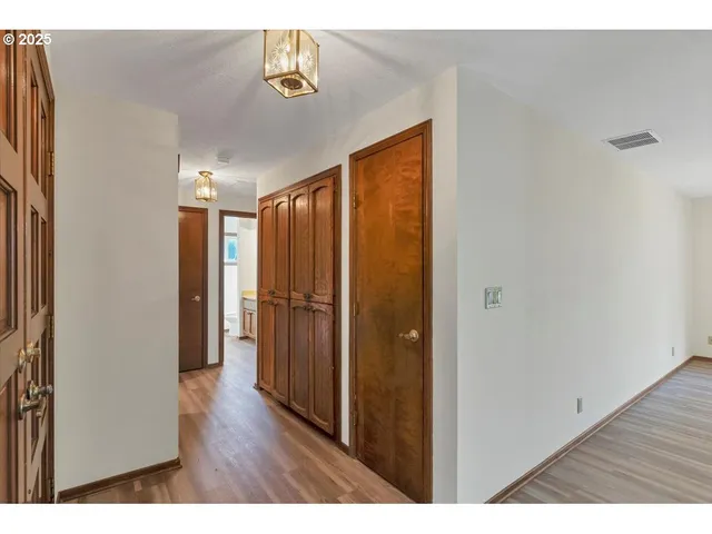 $399,000 | 2520 South Crestline Drive, Waldport, OR 97394