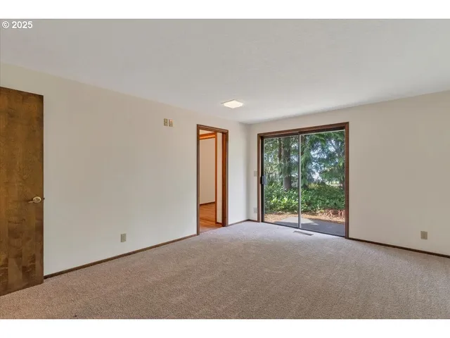 $399,000 | 2520 South Crestline Drive, Waldport, OR 97394