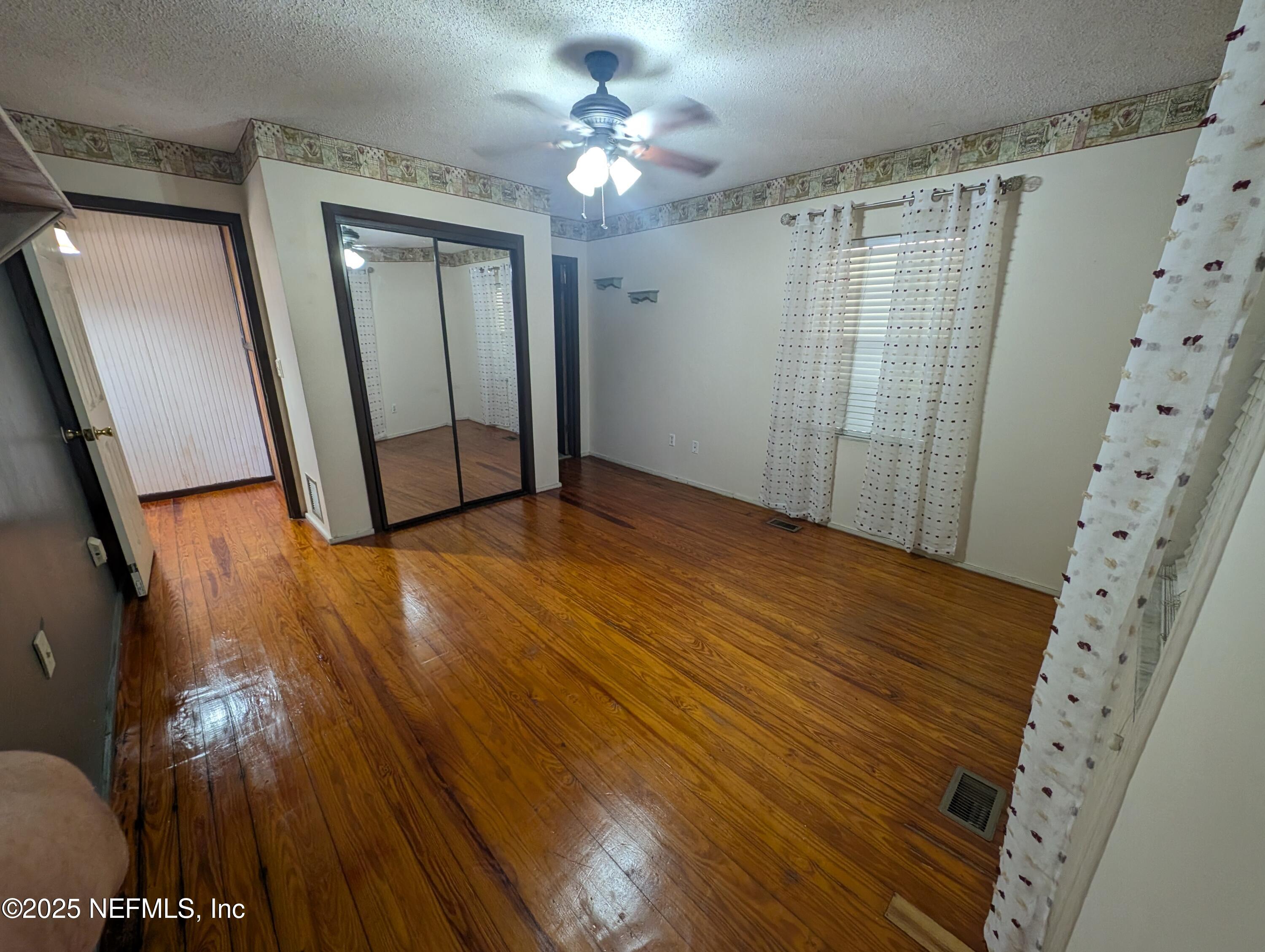 183 Sherman Dr Circle, Unit A Interlachen, FL 32148 - Photo 13 of 22 183 A SHERMAN DR CIR 11