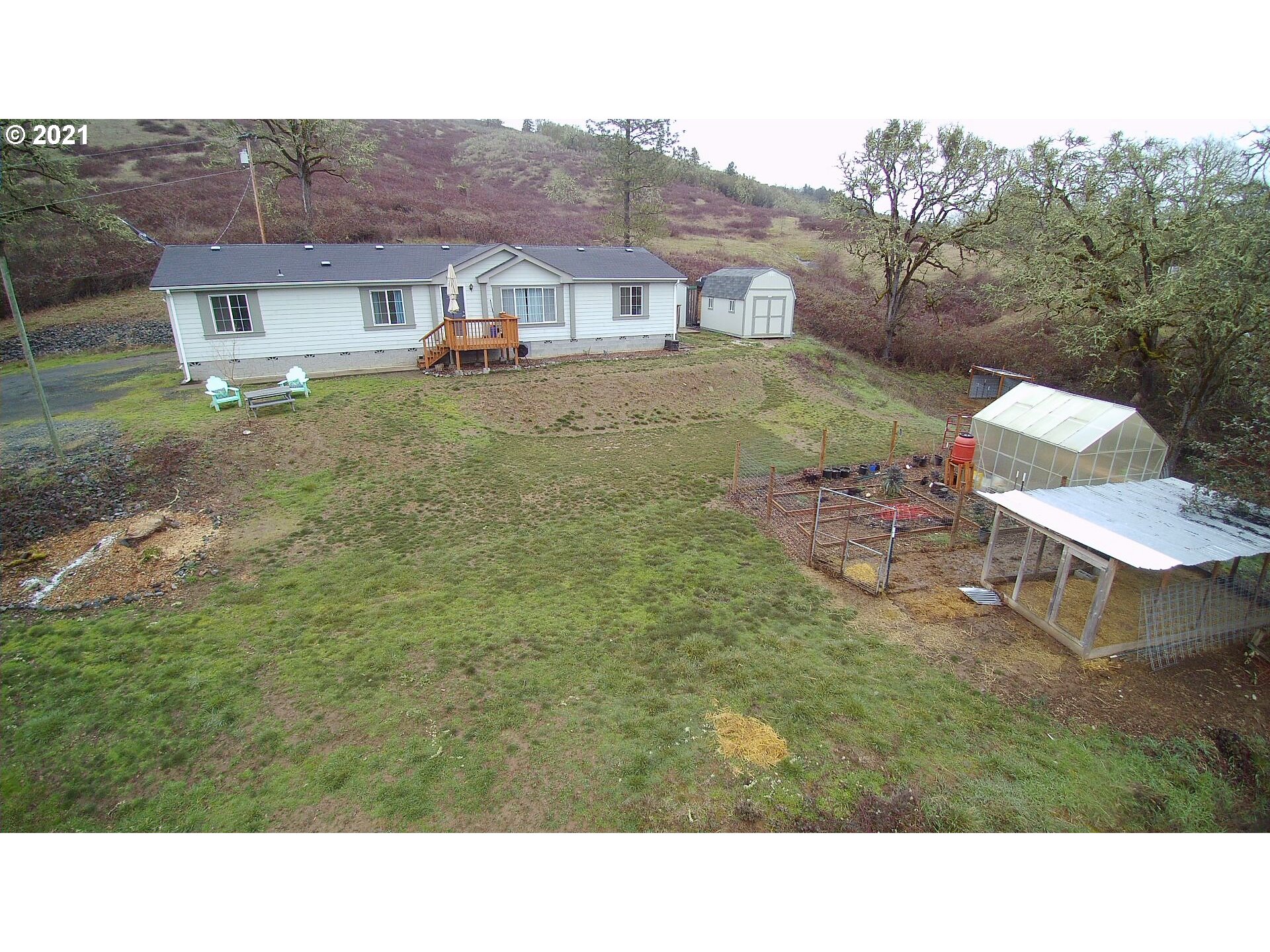 151 Whistlers Park Road Roseburg, OR 97470 - Photo 4 of 30