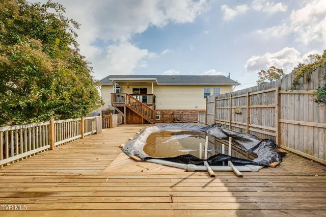 $399,900 | 180 Kincheloe Road, Fall Branch, TN 37656