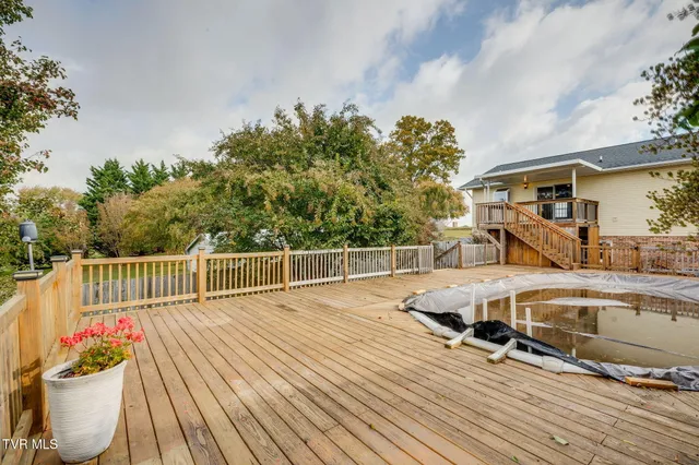 $399,900 | 180 Kincheloe Road, Fall Branch, TN 37656