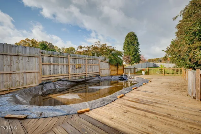 $399,900 | 180 Kincheloe Road, Fall Branch, TN 37656