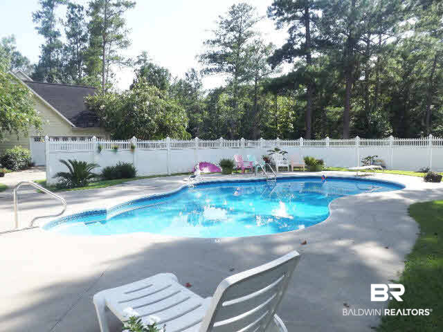 108 Brooks Boulevard Brewton, AL 36426 - Photo 2 of 15