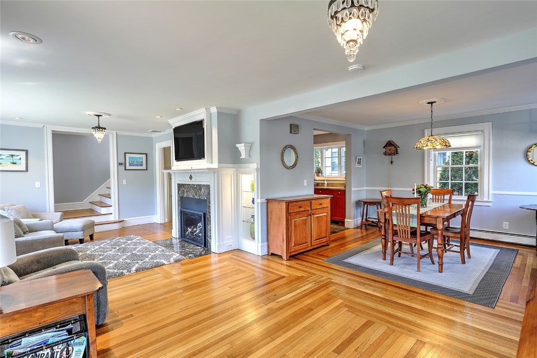 181 Raleigh Avenue Pawtucket, RI 02860 - Photo 4 of 45