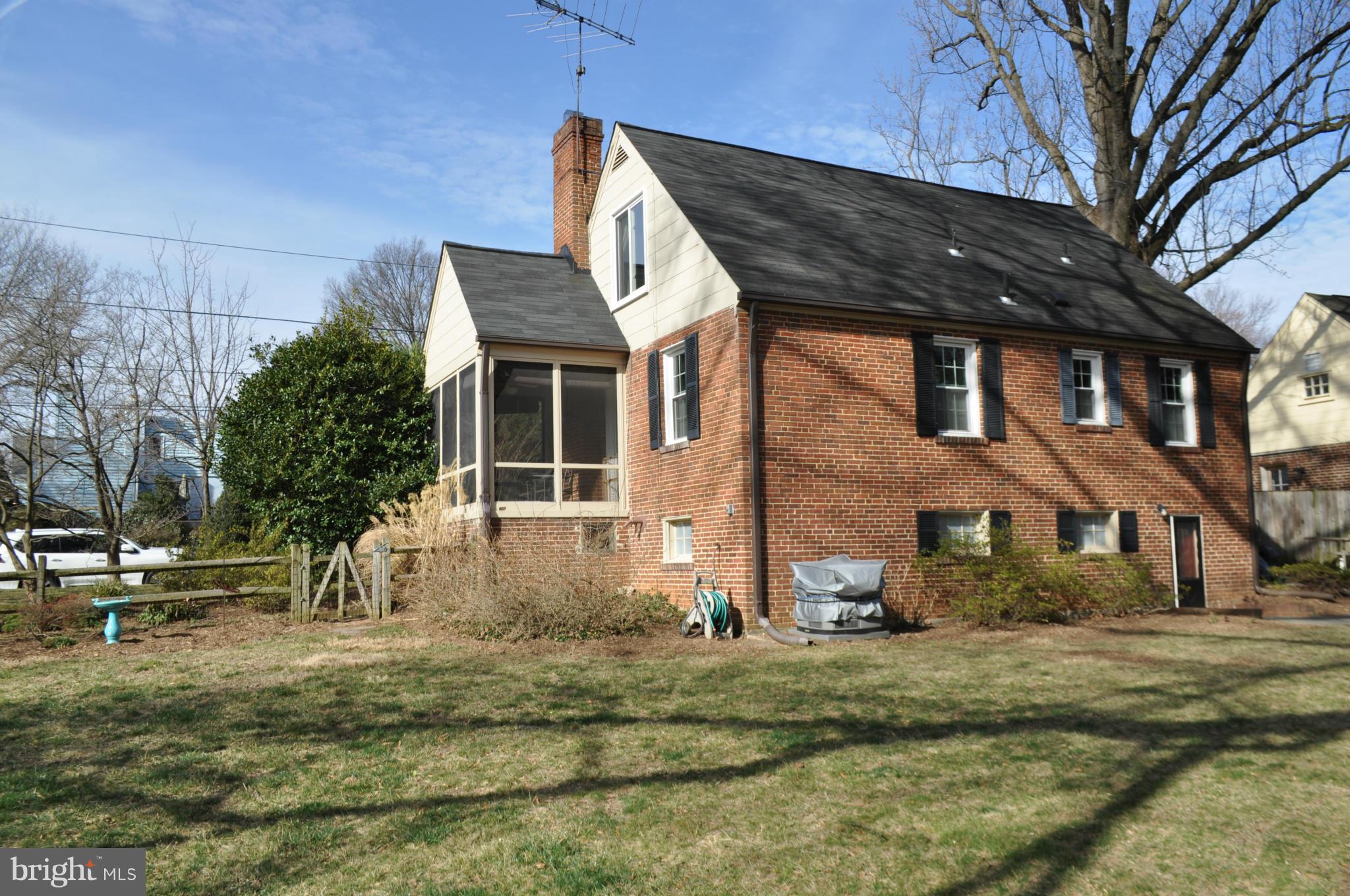 9301 Walden Road Silver Spring, MD 20901 - Photo 3 of 26 Exterior (Rear)