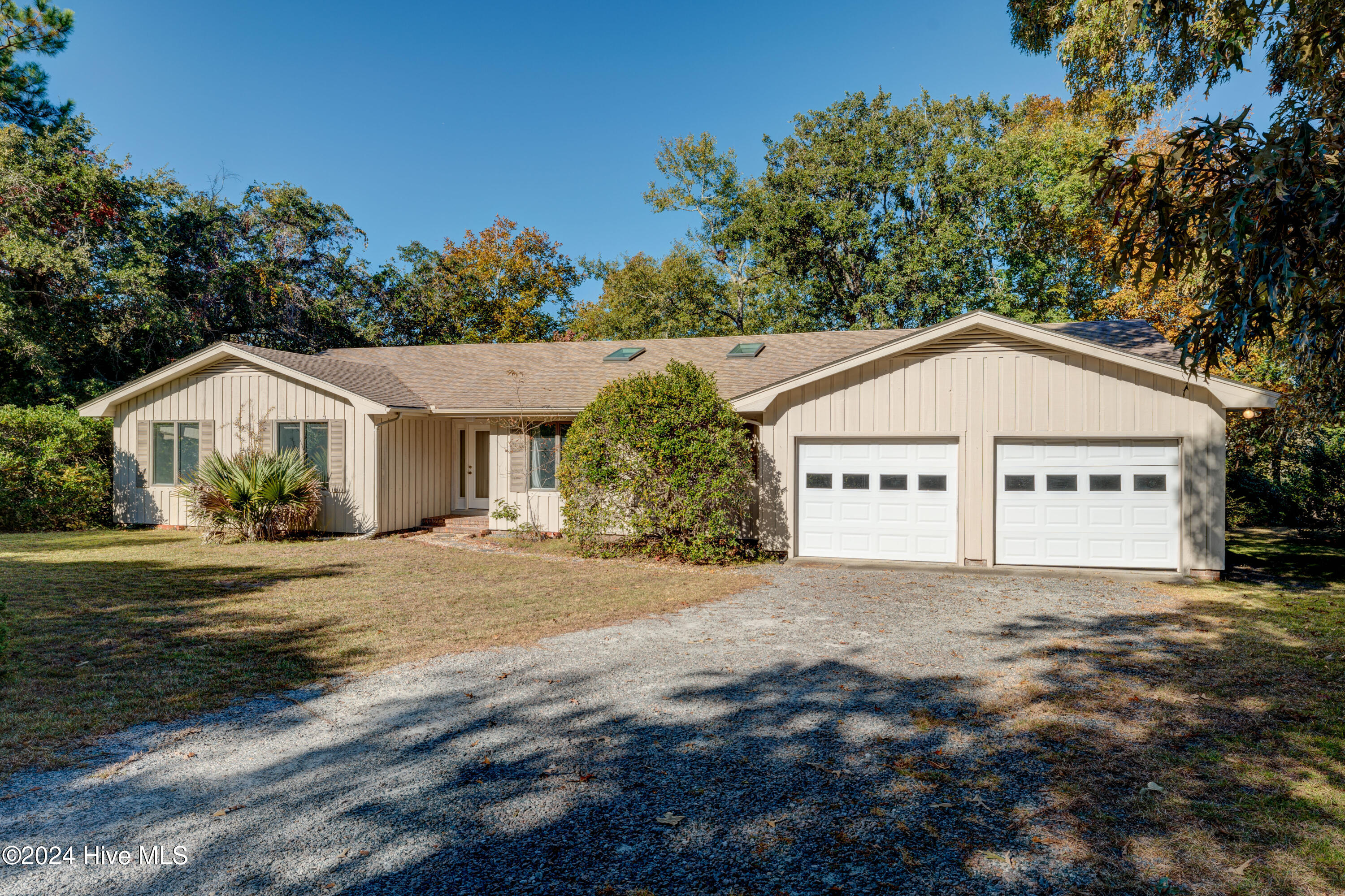 110 Drake Road Hampstead, NC 28443 - Photo 1 of 38 110DrakeEdit-1