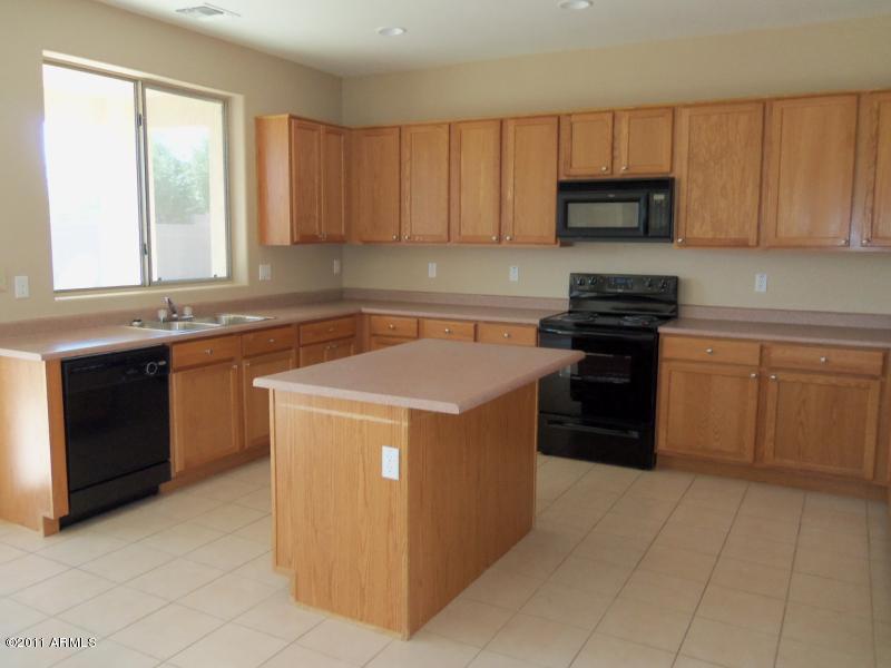 15157 West Boca Raton Road Surprise, AZ 85379 - Photo 3 of 21 KITCHEN