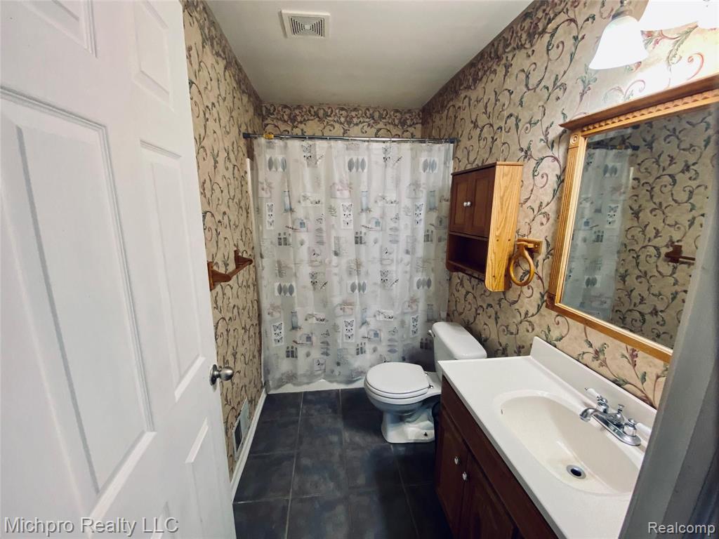 105 South Engle Road Imlay City, MI 48444 - Photo 32 of 55