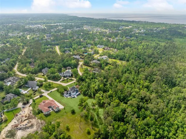 $395,000 | 13 Eagle Trace, Mandeville, LA 70471