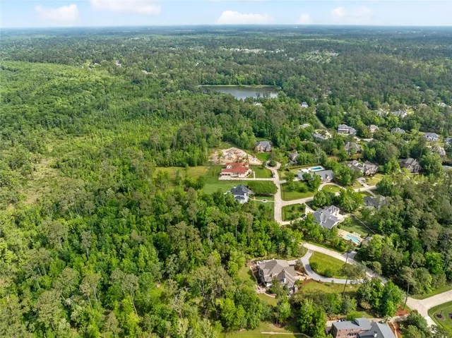 $395,000 | 13 Eagle Trace, Mandeville, LA 70471