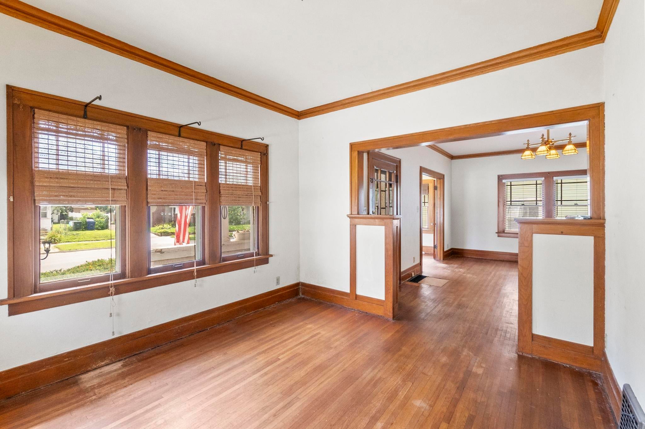 2006 West 3rd Street Waterloo, IA 50701 - Photo 12 of 29 Gallery Image 12