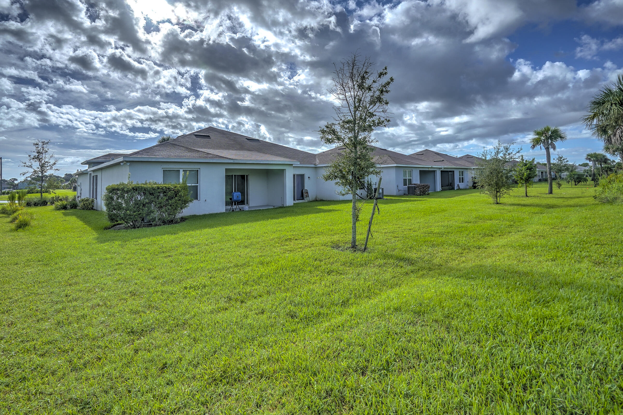 337 Raspberry Road Fort Pierce, FL 34981 - Photo 31 of 40 Exterior Rear