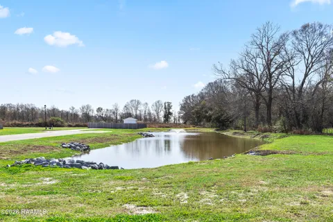 $417,175 | 305 Grand Oak Drive, Broussard, LA 70518