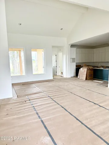 $417,175 | 305 Grand Oak Drive, Broussard, LA 70518