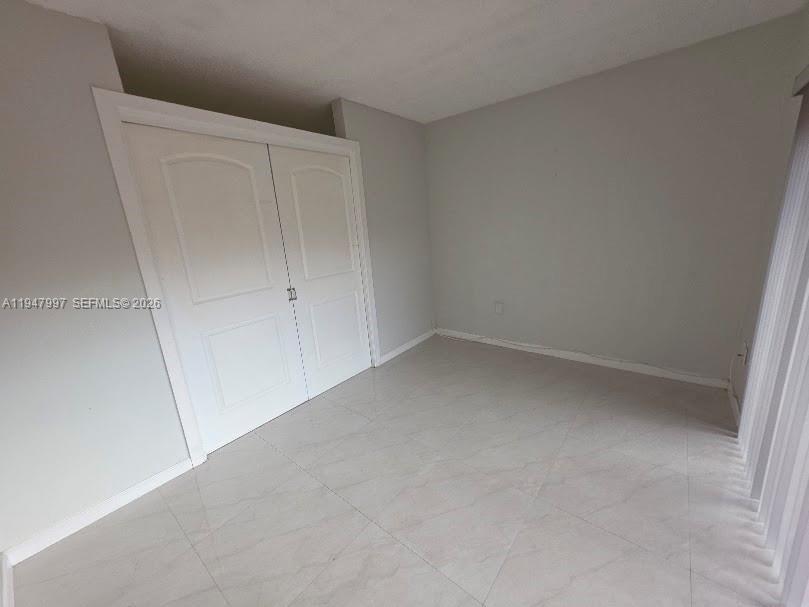 810 Southwest 129th Place, Unit 206 Miami, FL 33184 - Photo 7 of 16 a view of room