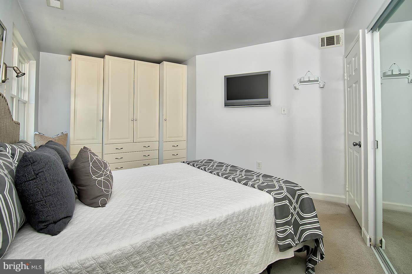 615 3rd Street Northeast, Unit 9 Washington, DC 20002 - Photo 11 of 18 Bedroom