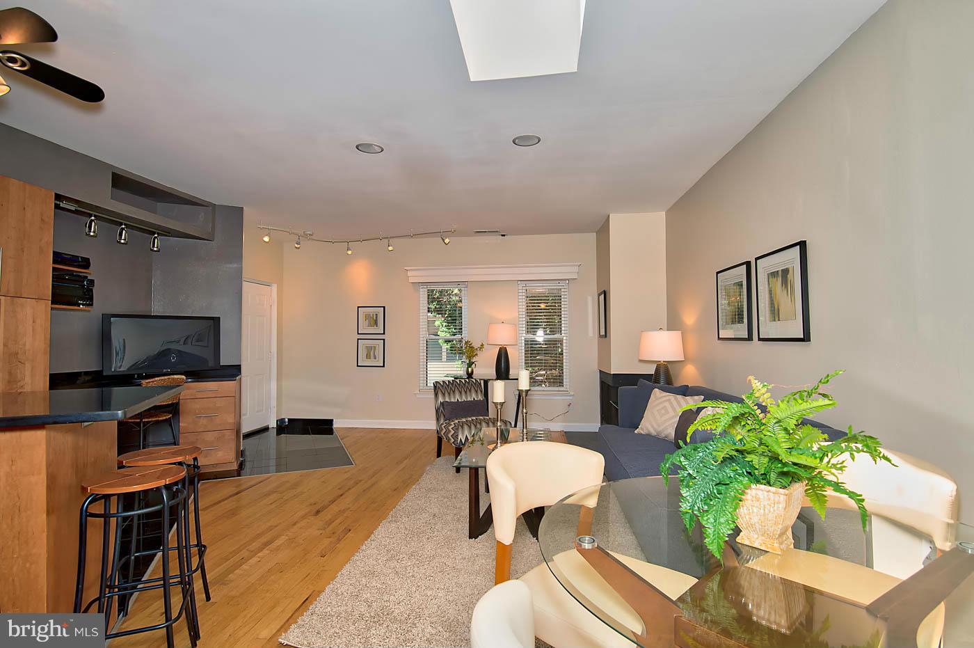 615 3rd Street Northeast, Unit 9 Washington, DC 20002 - Photo 9 of 18 Living Room