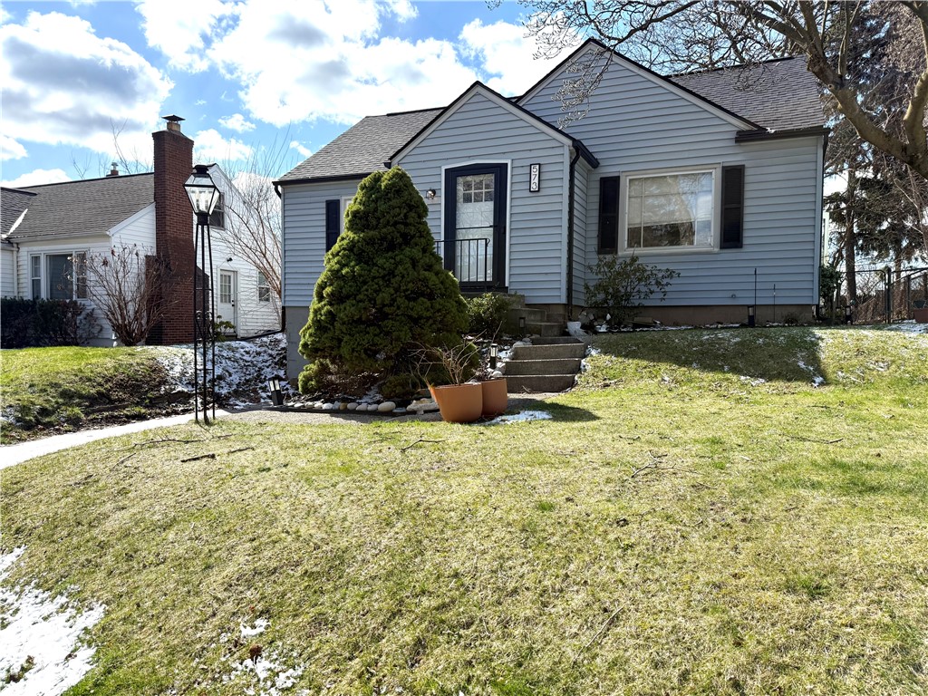 573 Falstaff Road Irondequoit, NY 14609 - Photo 1 of 36