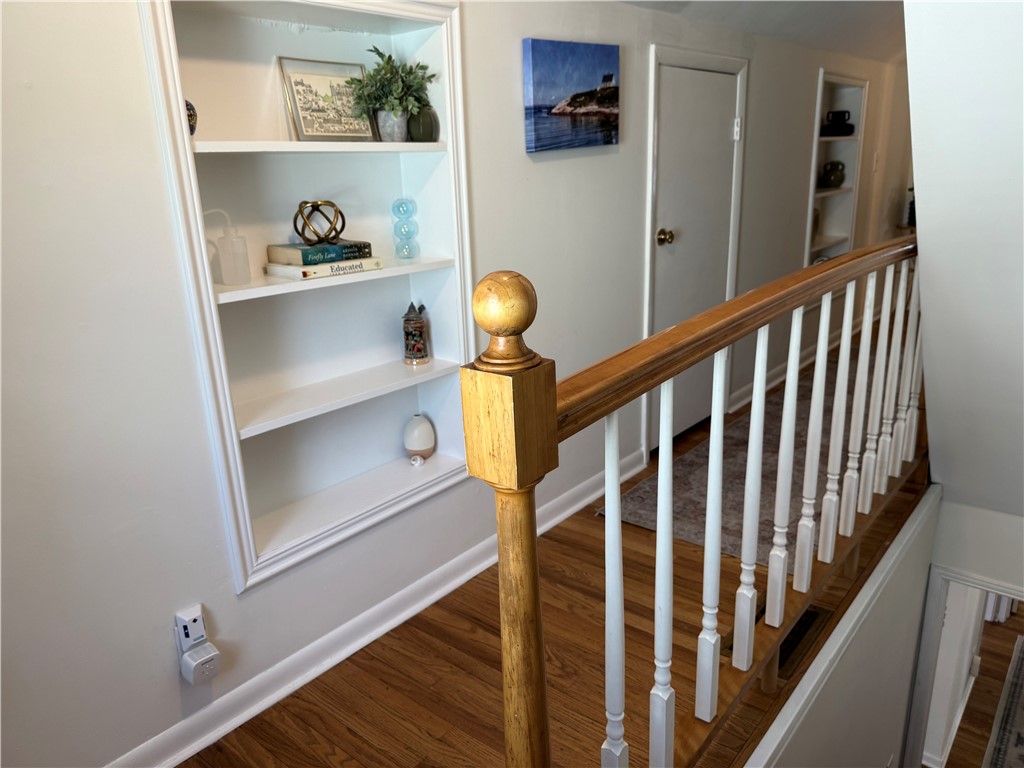 573 Falstaff Road Irondequoit, NY 14609 - Photo 23 of 36