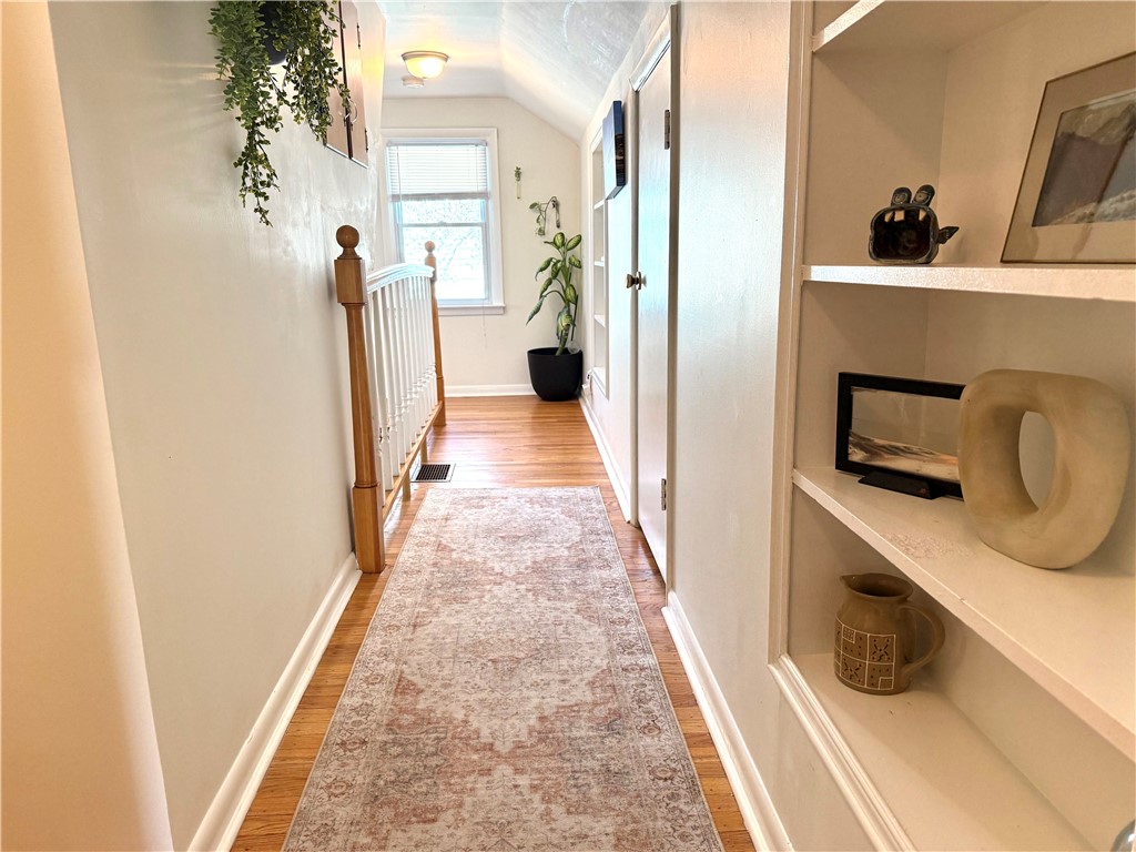 573 Falstaff Road Irondequoit, NY 14609 - Photo 24 of 36