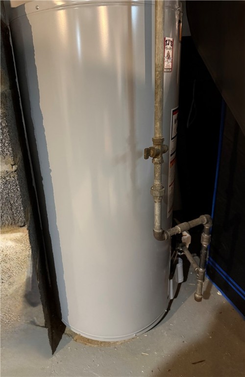 573 Falstaff Road Irondequoit, NY 14609 - Photo 33 of 36