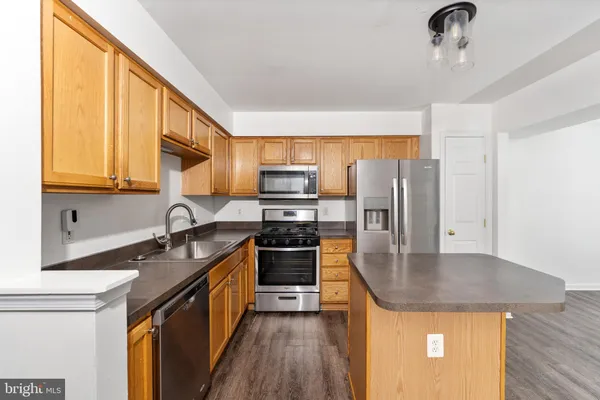 $2,350 | 7102 Finch Lane, Fredericksburg, VA 22407