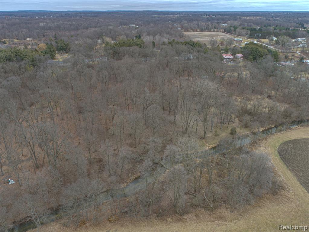 5635 Fisher Road Howell, MI 48855 - Photo 20 of 20