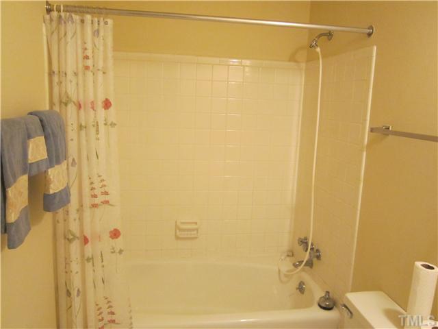 400 Latimer Road Raleigh, NC 27609 - Photo 11 of 25