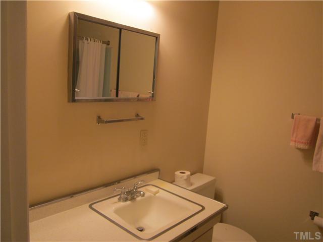 400 Latimer Road Raleigh, NC 27609 - Photo 13 of 25