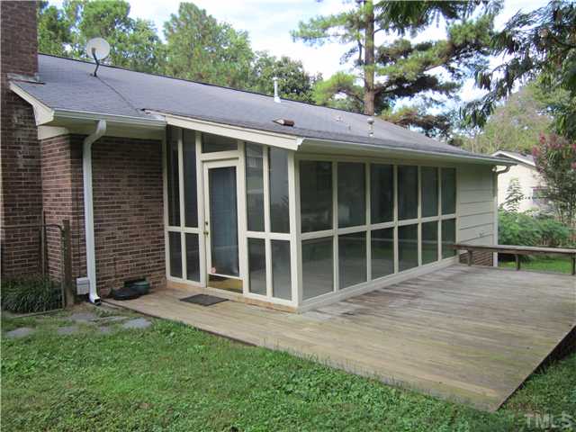 400 Latimer Road Raleigh, NC 27609 - Photo 2 of 25