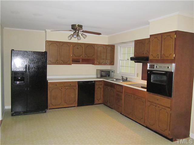 400 Latimer Road Raleigh, NC 27609 - Photo 4 of 25