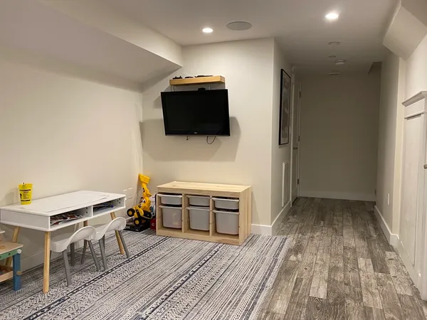 $8,500 | 1 Common Street, Unit SF, Boston, MA 02129