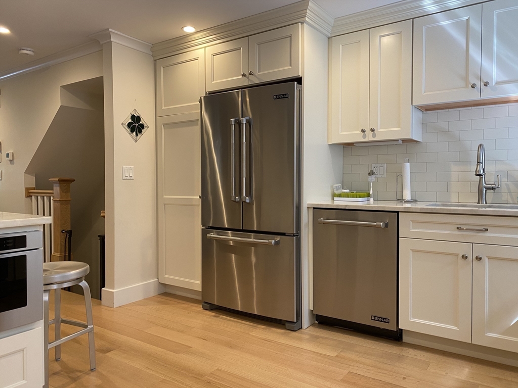 1 Common Street, Unit SF Boston, MA 02129 - Photo 4 of 13