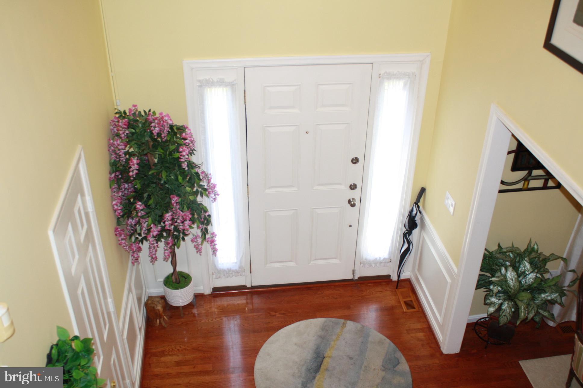 8606 Compass Court Laurel, MD 20708 - Photo 15 of 30 Foyer